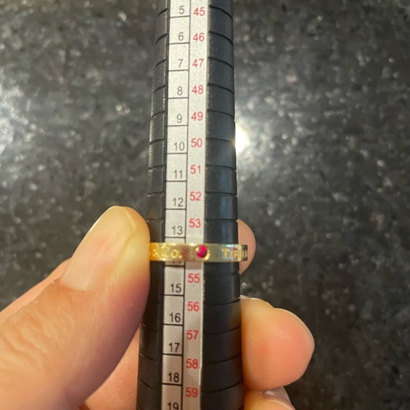 Tiffany & Co 3 rubies yellow gold ring - Picture 4 of 5